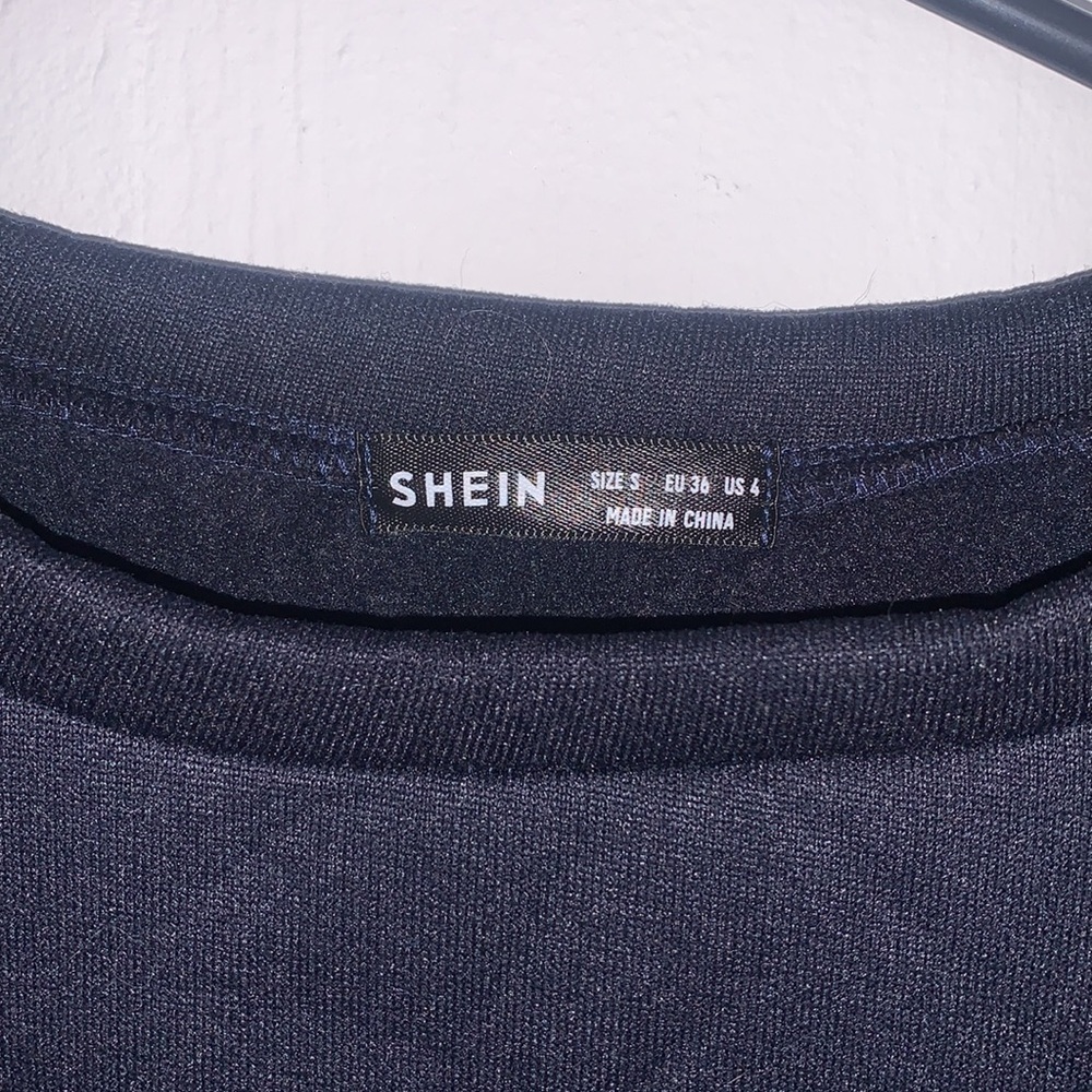 Shein brand Hawaii USA sweater size small - Picture 3 of 4